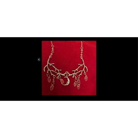 Beautiful woodland forest inspired moon-droplets Silver branch necklace - Picture 7 of 8